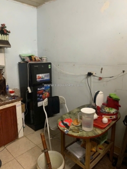 Cho thuê nhà 2 tầng trong chợ thanh hà, đồng xuân, hoàn kiếm