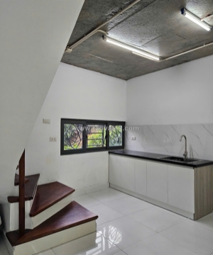 Cho thuê nhà 3,5 tầng hậu ái, vân canh, giá 8 triệu/ tháng, điện nước giá dân