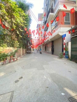 Cho thuê nhà 50m² x 1,5 tầng ngõ 143 nguyễn chính 6 triệu. làm kho, điện lạnh,