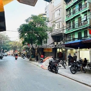 Cho thuê nhà mặt phố trung tâm quận số 9 -11 ngõ hàng cháo, ba đình, hà nội