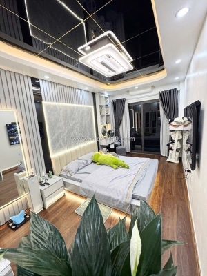 Cho thuê nhà ngõ chợ khâm thiên, 30m2 x 4 tầng, 3pn 3vs 15 triệu