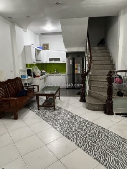 Cho thuê nhà nguyên căn ngõ 40 chính kinh 35m² x 5 tầng, 3 ngủ k.kín 12 triệu