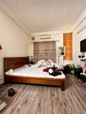 Cho thuê nhà nguyên căn phạm ngọc thạch, 50m² x 4 tầng, 4pn, 3 wc, 16 triệu