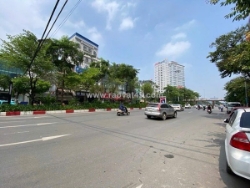 Chủ nhà thiện chí bán nhà phố víp văn cao-tt ba đình, tây hồ