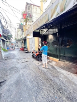 ⚡️⚡️chủ nhiệt bán giảm chào 500 triệu💫💫
💰🌻bán nhà mặt tiền hxh- đ.đoàn