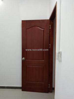 Cửa gỗ công nghiệp tại phường diên hồng