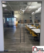 Cửa kính khung nhôm/khung sắt hay kính không khung: nên chọn kiểu nào?