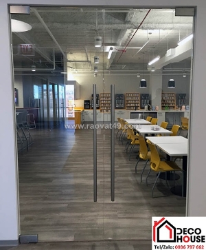 Cửa kính khung nhôm/khung sắt hay kính không khung: nên chọn kiểu nào?