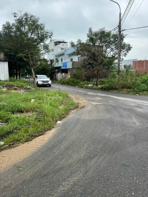 Đất 2 mặt tiền,100m2/ 5,2  tỷ, đất đường  bùi bỉnh uyên, hòa hải, nhsơn, đ nẵng, sát biển.