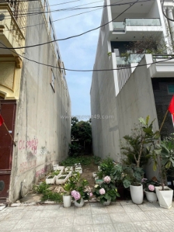 Đất mặt đường phân lô đào nhuận - trại lẻ, giá 82 tr/m sát cạnh hoàng huy