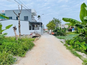 Giá chỉ 1.5x tỷ  lô đất cẩm hoàn – ngay khu đấu giá vườn cam  ngõ thông rộng