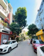 Giảm chào bán nhà lô góc .ngõ oto tránh , phân lô hoàng hoa thám