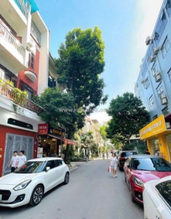 Giảm chào bán nhà lô góc .ngõ oto tránh , phân lô hoàng hoa thám