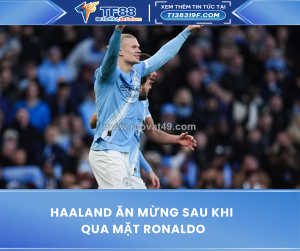 Haaland ăn mừng sau khi qua mặt ronaldo