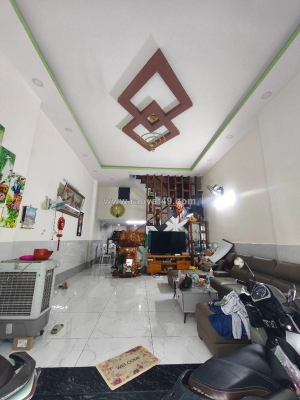 Hiếm - nhà mới 3 tầng - hẻm thông tứ tung - mua về ở ngay - ngang khủng 5m -