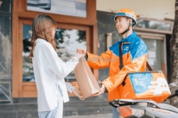 Hướng dẫn tra cứu đơn hàng giao hàng tiêu chuẩn tại ahamove