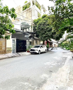 Không căn thứ 2 – nhà 7 tầng thang máy + nội thất sịn - ngay 3/2, lý thường