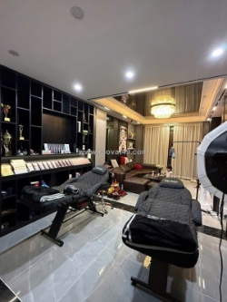 Kim giang lô góc - ngõ thông - 7 tầng thang máy - 40m2 7 tầng mặt tiền 4m giá