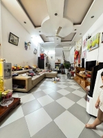 Kim giang, lô góc, ô tô đỗ cửa, sát mặt phố, ngõ nông, thông chỉ 11,2 tỷ