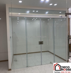 Lắp vách kính cường lực nhà tắm tại thanh xuân: chống thấm, chống trơn an toàn