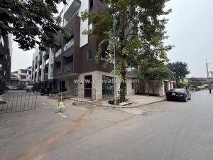 Liền kề ngọc lâm, 82m x 6 tầng, mặt tiền 8m, gần mipec, đối diện trục đại lộ