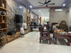 Mặt tiền bàu cát / dt: 5x27m, 136m2 / kc: 5 tầng + thang máy full thiết kế bên