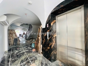 Mặt tiền tân thắng – đối diện aeon tân phú – 75 triệu/tháng