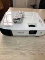 Máy chiếu cũ chính hãng giá rẻ đủ loại