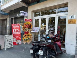 Nail quyên bàu cát tb tuyển thợ nail - gội đi làm ngay