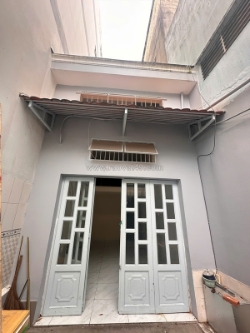 Nhà 3.5*20m (ko lộ giới) hẻm 154 âu dương lân p.chánh hưng p3q8