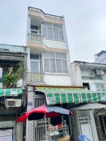 Nhà 4 tầng mặt tiền đường ụ cây p10 q8. giá: 4.78 tỷ