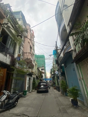 Nhà 5 tầng btct đường trần hưng đạo - quận 1 - dt 56m2 - hẻm xe tải - đang cho