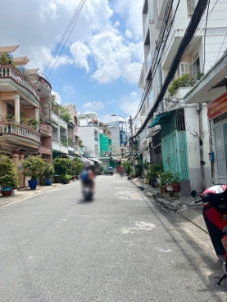 Nhà cấp 4 hẻm vip đường âu dương lân p2q8. giá: 8.5 tỷ