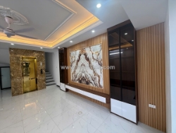 Nhà đẹp 6 tầng ngõ ô tô chánh- kinh doanh phố  nguyễn văn linh 46m2 x 15.8 tỷ