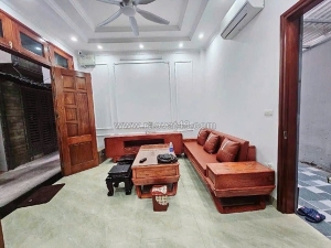 Nhà đẹp chính chủ - giá tốt - vị trí đắc địa khâm thiên đầu lê duẩn . ngõ vào