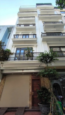 Nhà đẹp dân xây học viên tài chính - dt45m2 - 5 tầng - giá 9 tỷ - ô tô 
kinh