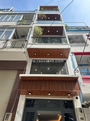 Nhà hxh đường cách mạng tháng 8 phường 12 quận 10 cũ.