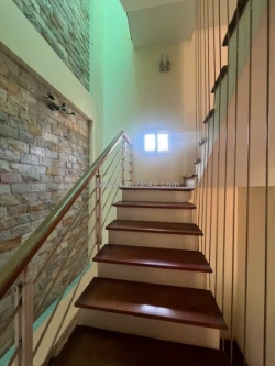 Nhà lạc long quân 31m, 5 tầng, full đồ, oto qua nhà!