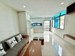 Nhà mặt phố bùi xương trạch- 32m*6tầng- thang máy - ôtô tải tránh- kinh doanh-