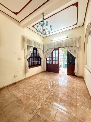 Nhà mặt tiền đường tản viên - khu bàn cờ phước  hoà - trung tâm nha trang.