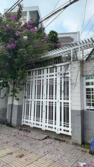 Nhà mặt tiền tô ký – ngay ngã ba chùa đặng thúc vịnh – kinh doanh cực vip