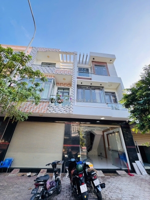 Nhà mặt tiền vincom dĩ an – đường 20m-75m² giá 7 tỷ (~93.3tr/m²) –