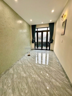 Nhà mới 5 tầng mặt tiền kinh doanh dã tượng p.chánh hưng. giá: 10.8 tỷ