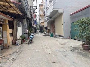 Nhà mới đón tết 🌷

+ oto tránh - thang máy- kinh doanh - ga ra oto - hiếm