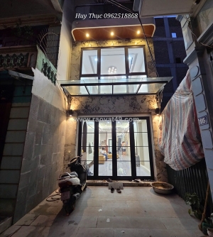 Nhà mới full nội thất ô tô vào nhà lâm hạ 45 m2 x 7 tầng x .5 tỷ long biên-