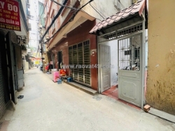 Nhà mới kính kooong- full nội thất về ở đón tết ngay-trung tâm cầu giấy- gần