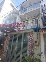 Nhà mới ở ngay - đường quốc lộ 13 - khu hồng long - 60m2 - 3 tầng đúc btct