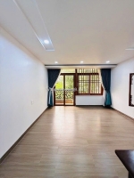 Nhà mới - vị trí vip đẹp - mặt tiền nhìn ra công viên – khí lành, tâm an giữa