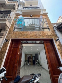 Nhà ngọc lâm 35m2 , 6t thang máy, full nội thất, oto đỗ cổng - chỉ 9.x tỷ