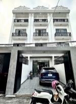 Nhà sân cổng riêng thiên lôi, 141m 4 tầng mới tinh, ngõ ô.tô, giá 8.9 tỉ